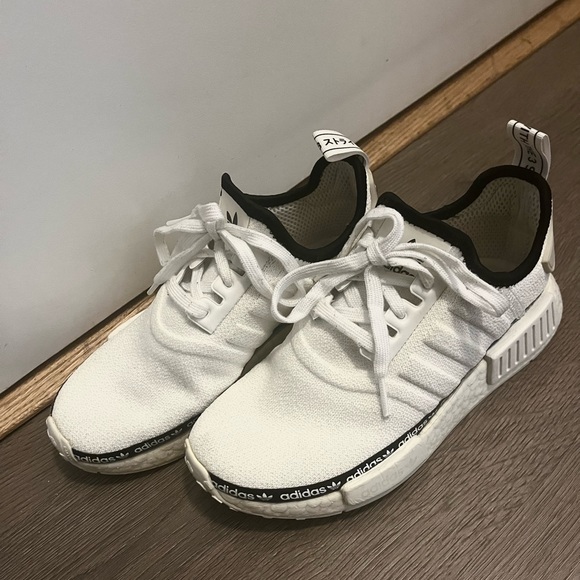 Adidas Originals NMD_R1 - Picture 1 of 2